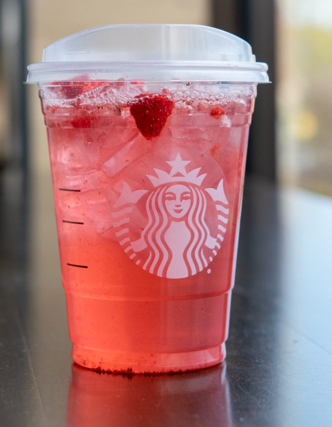 Starbucks low calorie Hibiscus tea beverage