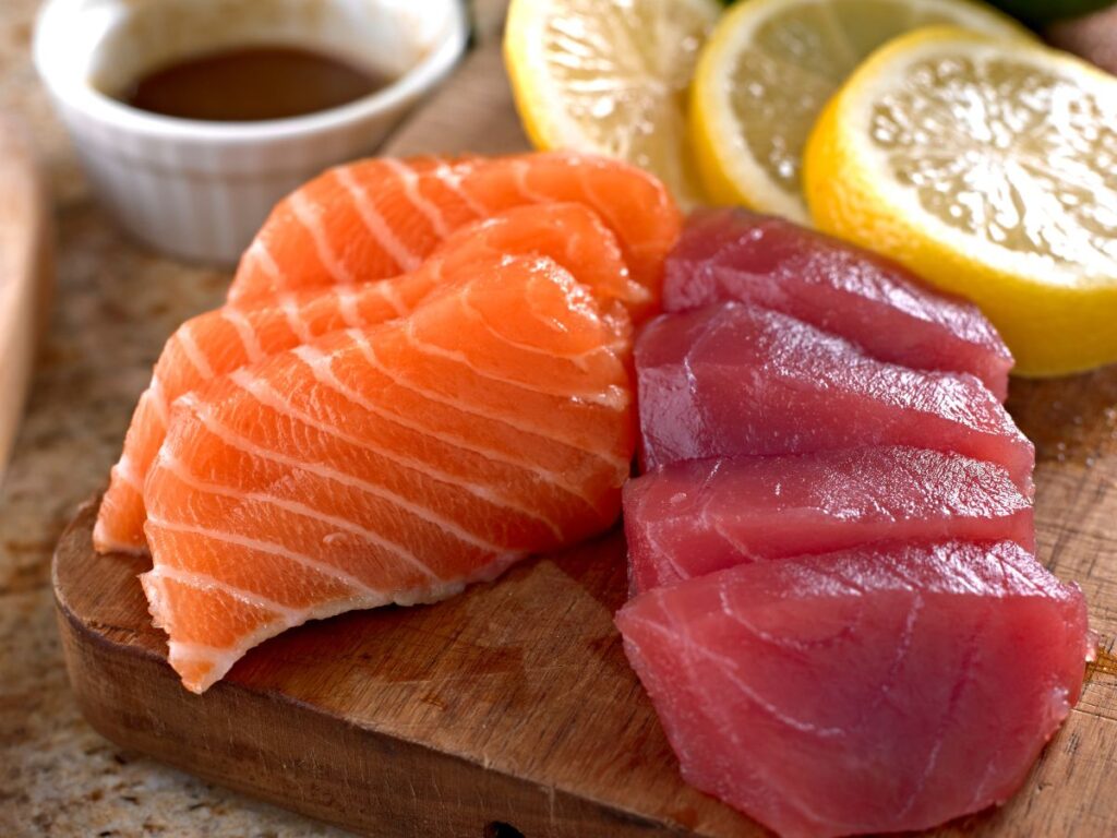 salmon and tuna sashima